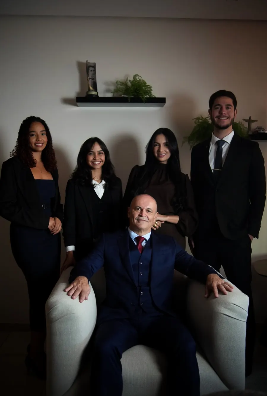 Equipe do Escritório Dr. César Ricardo — Dr. César Ricardo e advogados associados